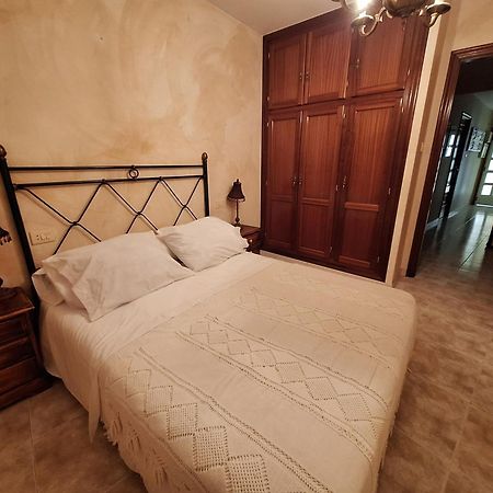 Апартаменти Apartamento En Cimadevila, Лобіос Екстер'єр фото